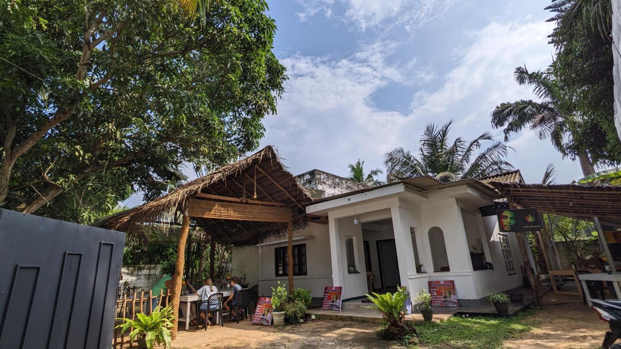 Chill Hut Homestay Tangalle